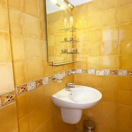 Restup With Elevator * Tirana