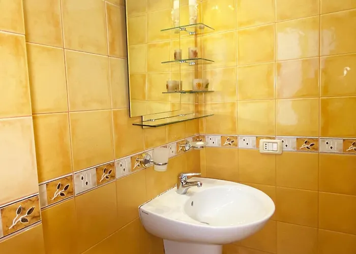 Restup With Elevator * Tirana